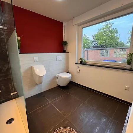 Apartment Exklusive Mit Schoenem Garten Und Blick Ins Gruene